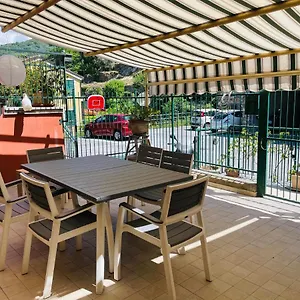 Appartamento Beds House, Pace E Tranquillità A 5 Min Dal Mare.., Avegno
